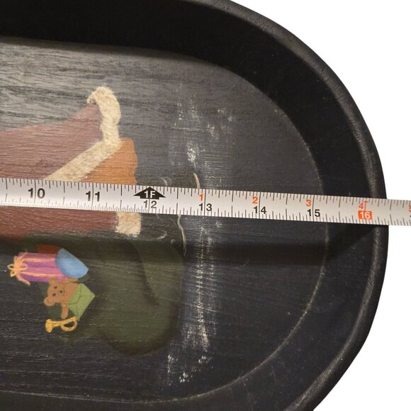 Wooden Tray Hand Painted Santa With Christmas Tree Bag Of Presents Oval - Picture 5 of 6